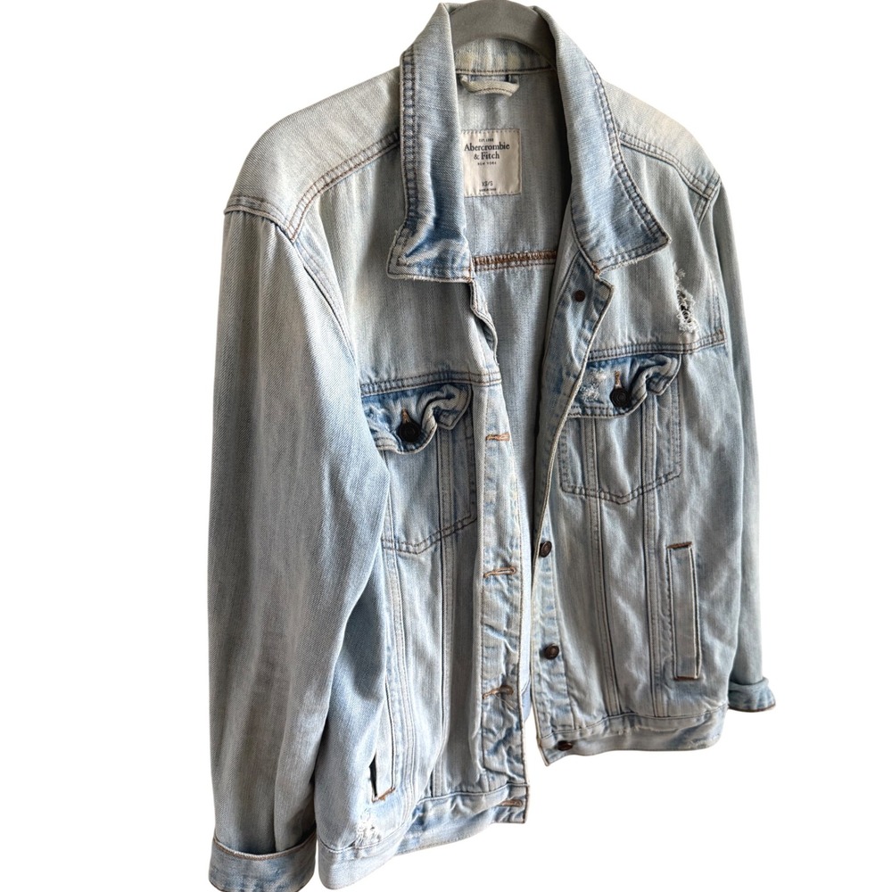 Abercrombie‎ Denim Jacket Light Wash 90s Vintage Revival Relaxed Trucker XS/S - Picture 2 of 7